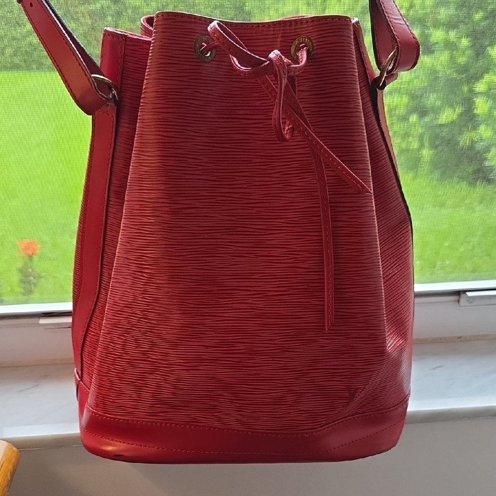Louis Vuitton Noe Red Epi Leather Large Bucket Bag